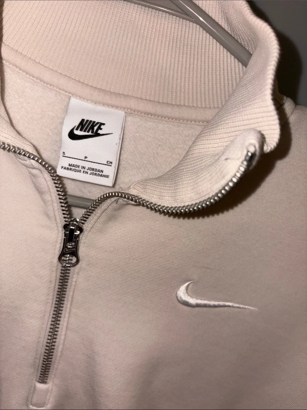 Nike Women's Light Beige Quarter-Zip Cropped Sweatshirt
